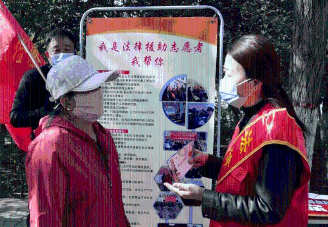 中国短道速滑队三金到手
